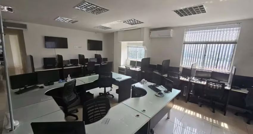 Sala comercial para locação em salvador, caminho das árvores, 2 banheiros, 3 vagas