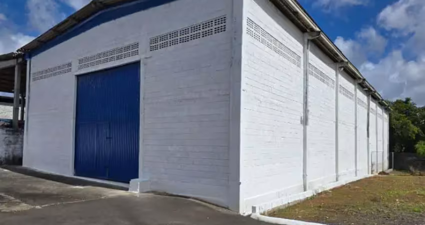 Galpão para locação em salvador, pirajá, 3 banheiros, 5 vagas