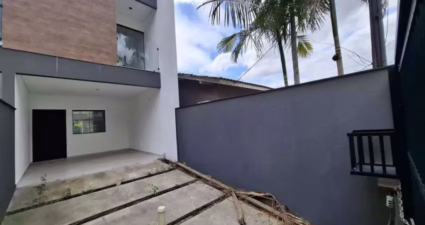 SOBRADO GEMINADO PARA VENDA NO IRIRIU COM 1 SUÍTE + 2 QUARTOS POR 519.000,00