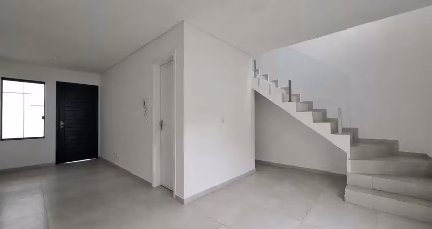 Sobrado geminado novo com 2 quartos, sendo 1 suíte, e 1 escritório à venda no bairro santa catarina por r$ 354.000,00