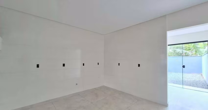 Sobrado Geminado Novo com 2 Suítes à Venda no Costa e Silva – R$ 550.000,00