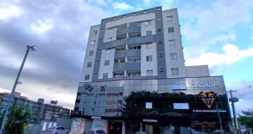 Apartamento com 60m², 2 quartos e sacada para locação no Bom Retiro por R$ 1.800,00 + taxas