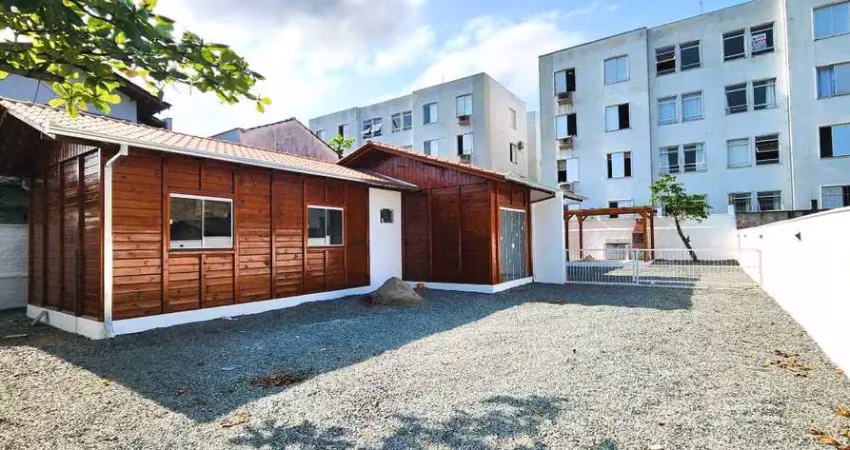 Casa com 2 quartos para locação no bairro bucarein por r$ r$ 2.000,00 + taxas.