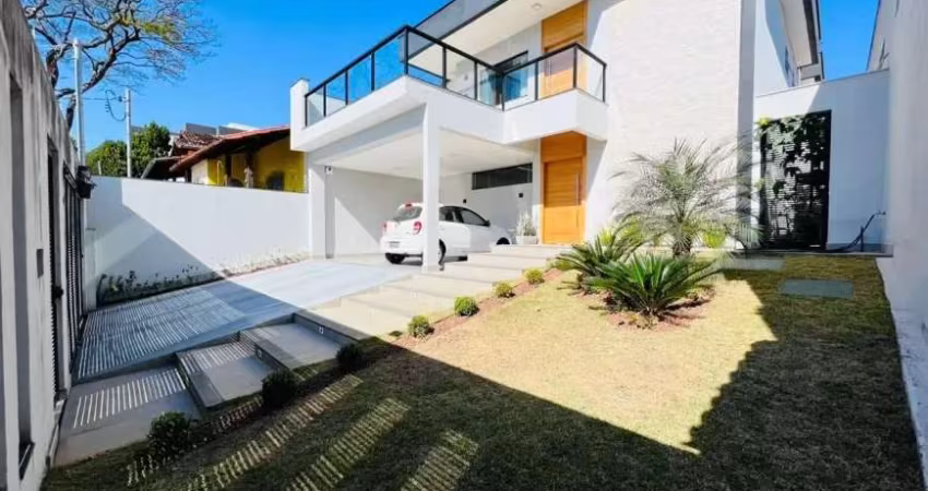 Casa Moderna de Alto Padrão - 03 qts. - 03 suítes - 04 vg. - R$ 1.595mi