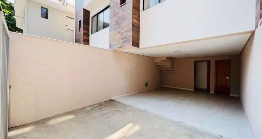 Casa triplex - 03 qts. - 01 suíte - 04 vg. - 200m² - r$895k