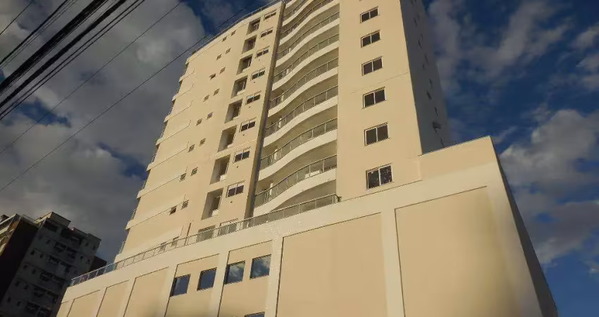 Apartamento com 3 dormitórios à venda por R$ 870.000,00 - Centro - Itajaí/SC