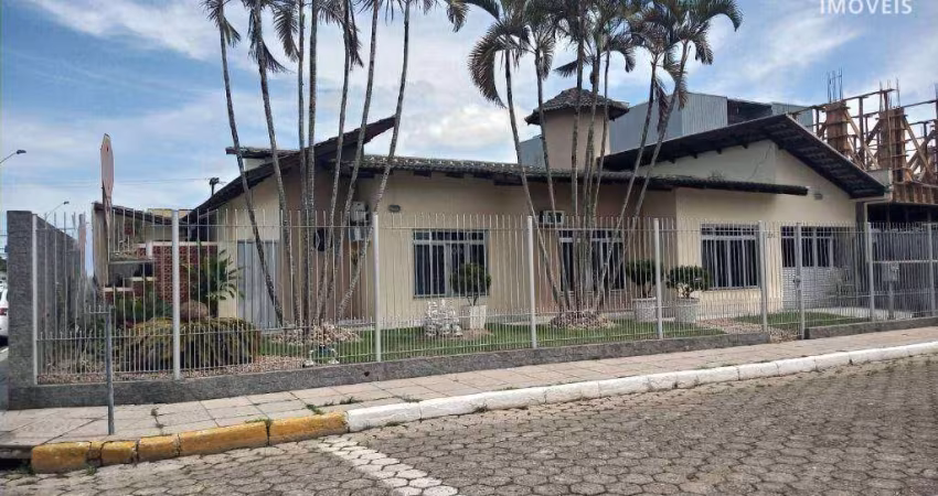 Casa com 5 dormitórios à venda, 201 m² por R$ 1.250.000,00 - Dom Bosco - Itajaí/SC