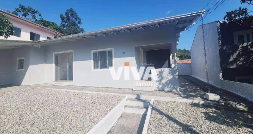 Casa com 2 dormitórios à venda, 96 m² por R$ 870.000,00 - Fazenda - Itajaí/SC