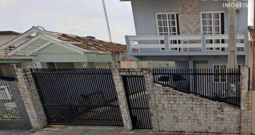 Casa com 2 dormitórios à venda, 200 m² por R$ 1.277.000,00 - São João - Itajaí/SC