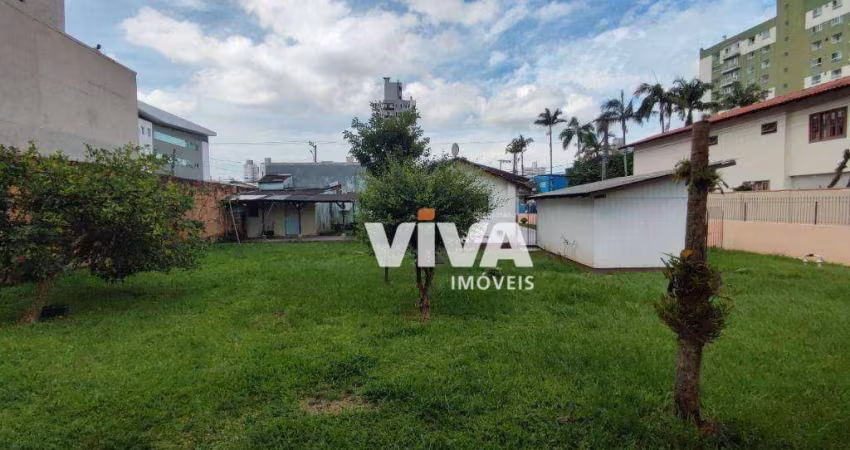 Terreno à venda, 631 m² por R$ 3.000.000 - Centro - Itajaí/SC