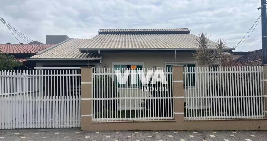 Casa com 2 dormitórios à venda, 112 m² por R$ 900.000,00 - Cordeiros - Itajaí/SC