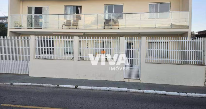 Sobrado com 4 dormitórios para alugar, 220 m² por R$ 6.160/mês - Cordeiros - Itajaí/SC