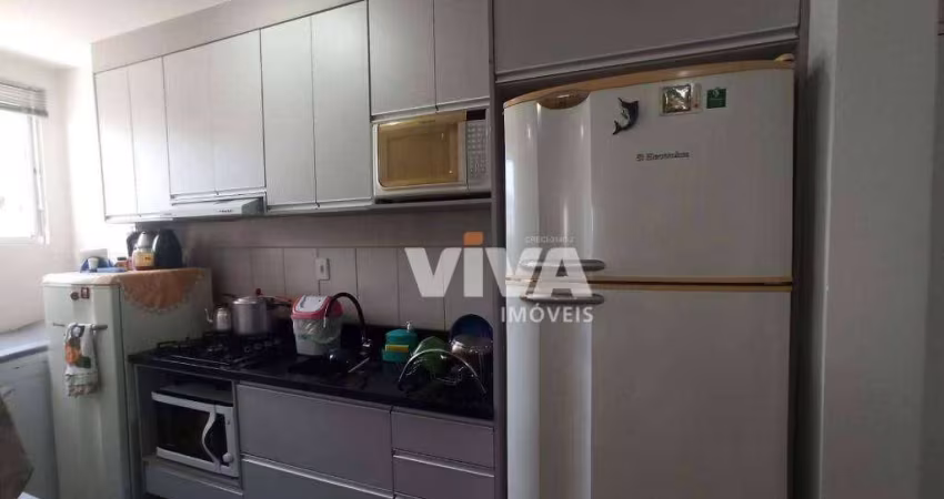 Apartamento com 2 dormitórios à venda, 50 m² por R$ 300.000,00 - Espinheiros - Itajaí/SC