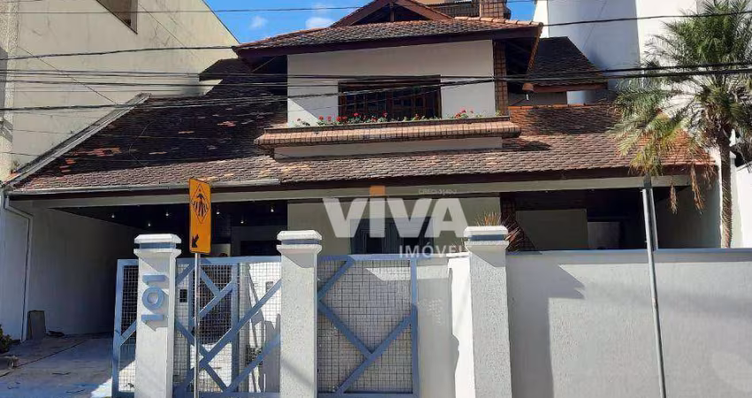 Casa com 4 dormitórios à venda, 300 m² por R$ 3.000.000 - Centro - Itajaí/SC