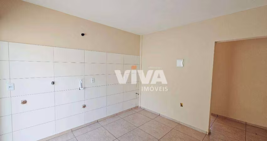 Kitnet com 1 dormitório para alugar por R$ 2.350,00/mês - Fazenda - Itajaí/SC