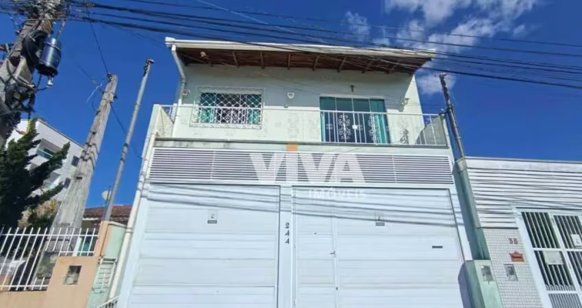 Sobrado com 3 dormitórios à venda, 184 m² por r$ 900.000,00 - lídia duarte - camboriú/sc