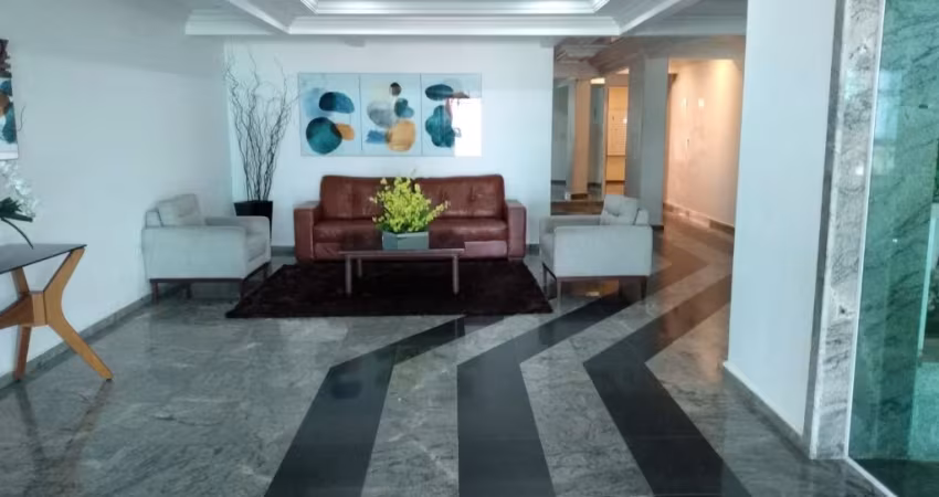 Lindo Apartamento Prédio Frente Mar