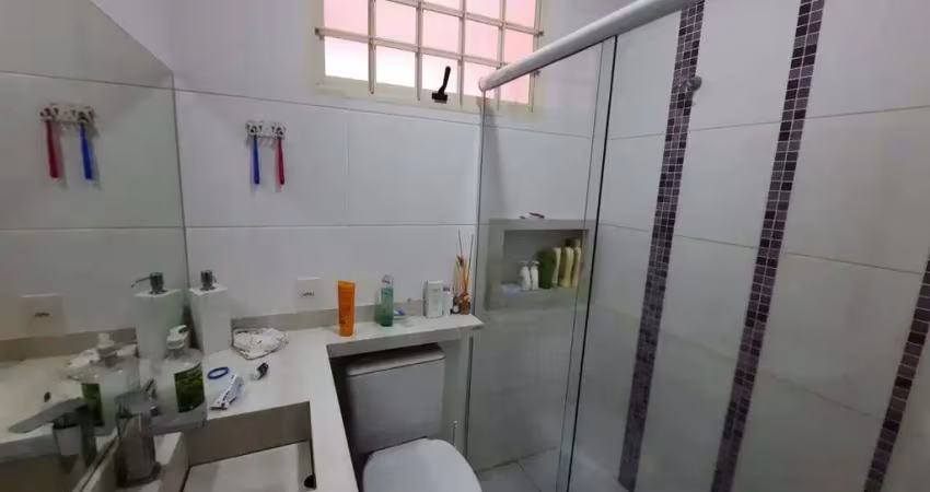 Casa com 3 quartos à venda na Rua Laurindo Fontana, Jardim Parati, Marília