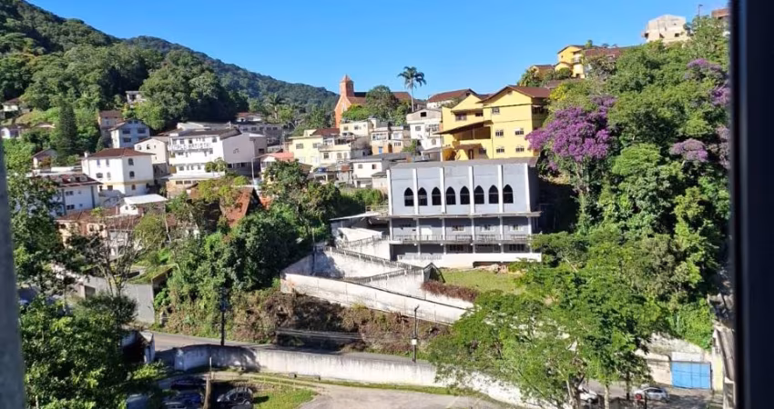 Apartamento no São Sebastião.