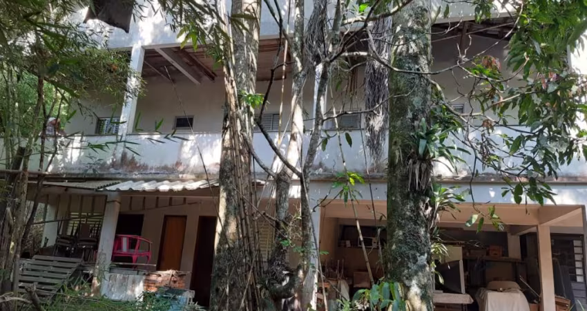 Otima Chacara no Jd Alvorada em Santana de Parnaiba