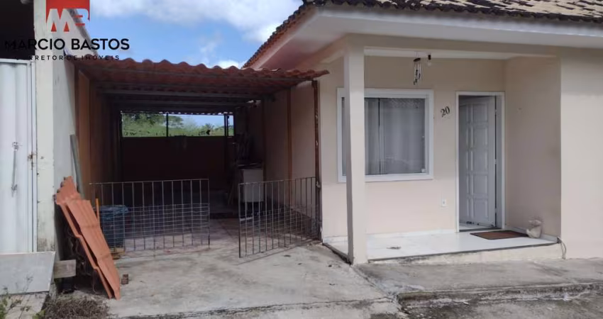 Casa para Venda em Araruama, Outeiro, 2 dormitórios, 1 suíte, 2 banheiros, 1 vaga