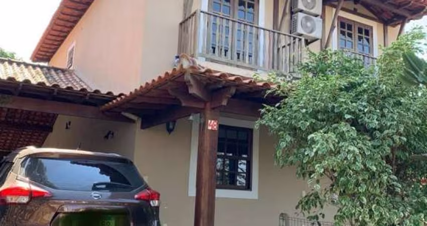 Duplex para Venda em Araruama, Bananeiras (Iguabinha), 4 dormitórios, 1 suíte, 4 banheiros, 3 vagas