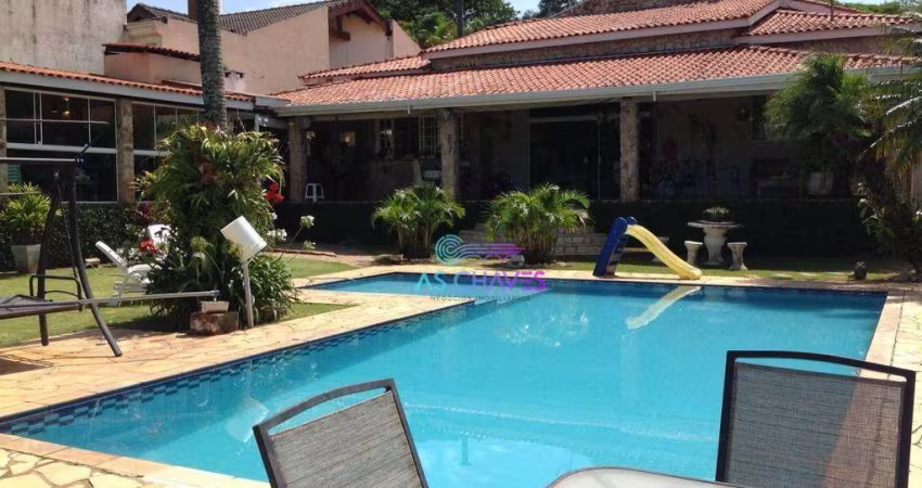 Vende se Chácara no Condomínio  Cafezal 4 em Itupeva - SP - Piscina, Pomar, Canil, 4 quartos R$  1.850.000 -