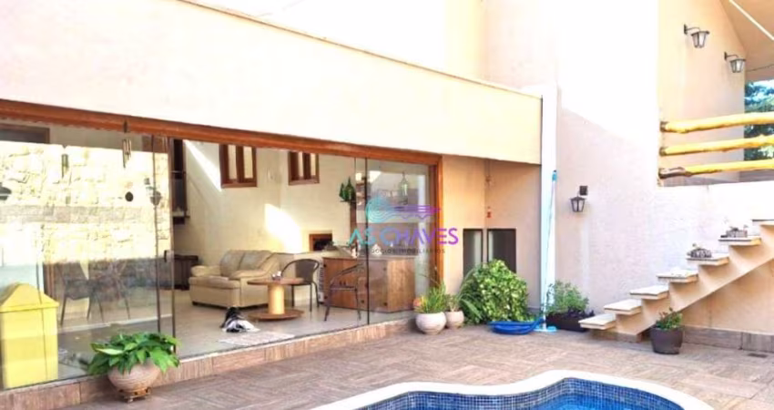 Casa em Vinhedo no Cond. Jardim das Palmeiras -  3 Suítes 4 Vagas R$ 1.495.000