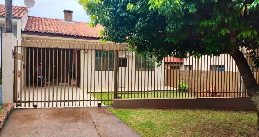 Casa com 3 quartos à venda na Rua Altemar Dutra, Floresta, Cascavel