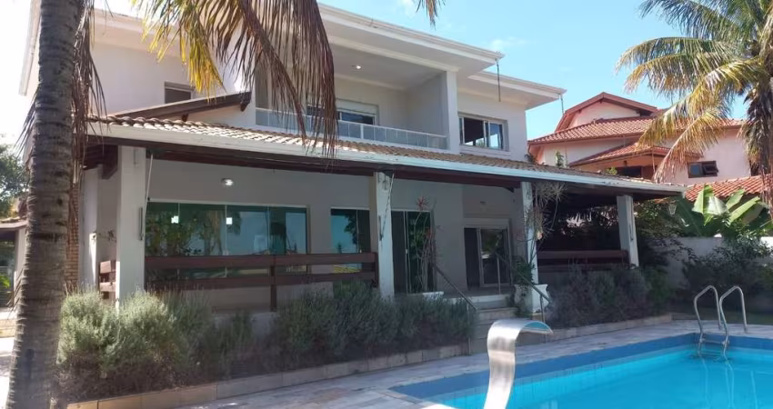 Casa à venda com 03 suites, no Condomínio Moinho de Vento em Valinhos