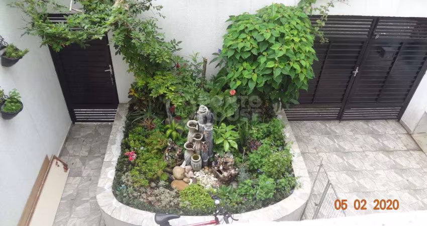 Sobrado à venda no Planalto Paulista, 160m², 4 Dormitórios, 1 Suíte e 4 Vagas.