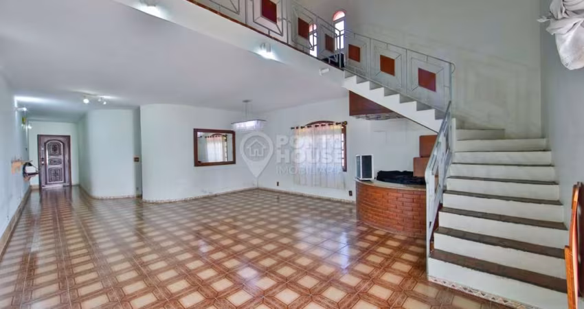 Casa à Venda Vila Mariana, 4 Dormitórios, 4 Vagas, A 900 metros do Metrô, 327 m²