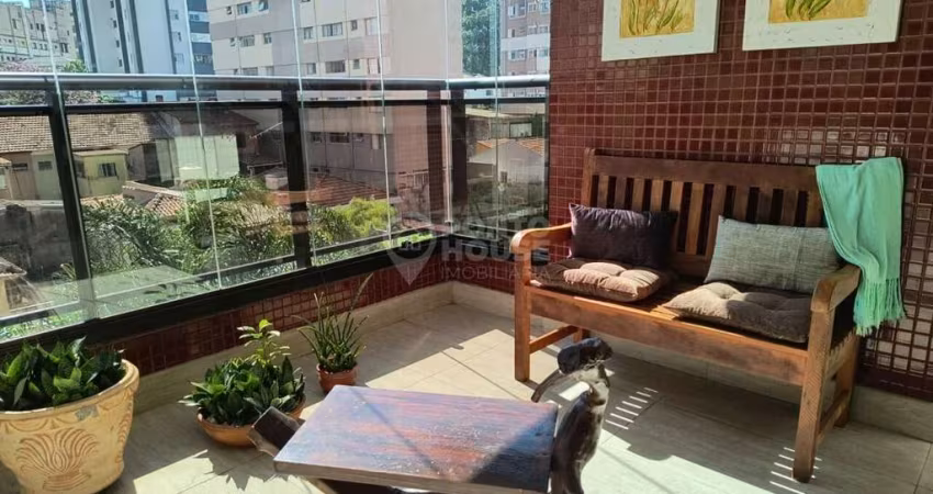 Apartamento à venda na Vila Mariana Perto do Metrô 04 suítes 04 vagas com 209mts2