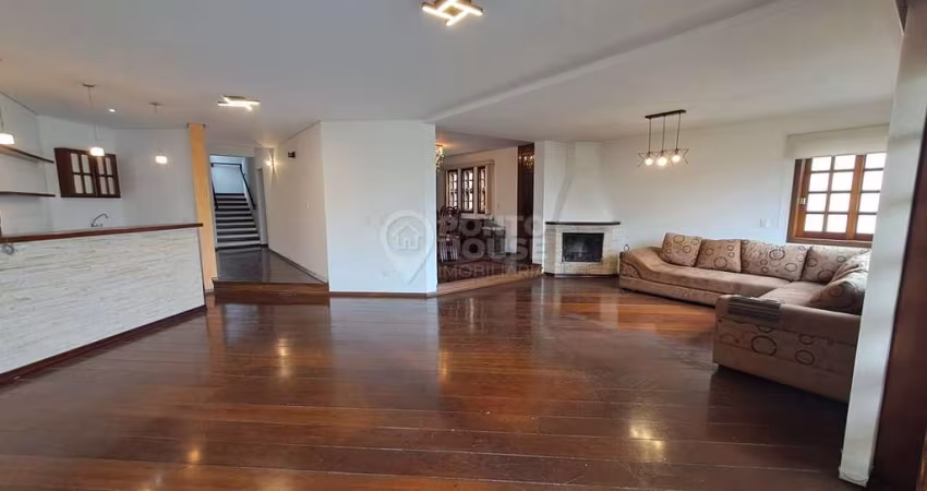 Casa à Venda no bairro Planalto Paulista 3 Suítes, 3 Vagas, Piscina, 394 m²