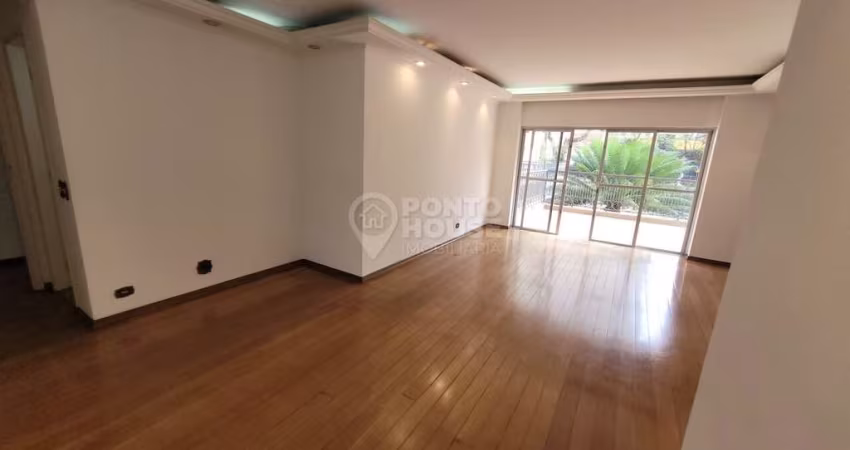 Apartamento à Venda no bairro Campo Belo, 3 Dormitórios e 2 Vagas, Vago
