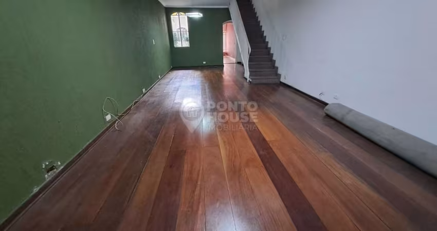 Casa à Venda no Bairro Planalto Paulista, 3 Dormitórios, 1 Vaga, Para Modernizar