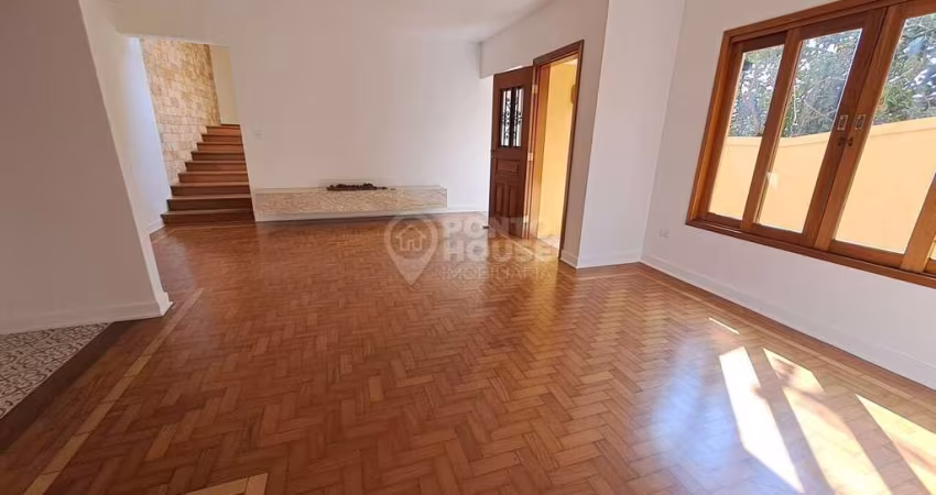 Casa à Venda Planalto Paulista 4 Dormitórios, 2 Vagas, Isolado e Vago, 8 x 20