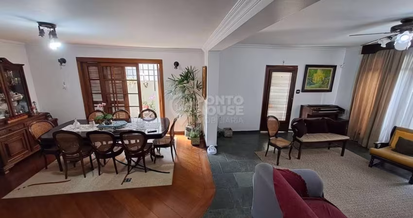Casa à Venda Planalto Paulista 3 Dormitórios, 3 Vagas, A 850 metros do Metrô