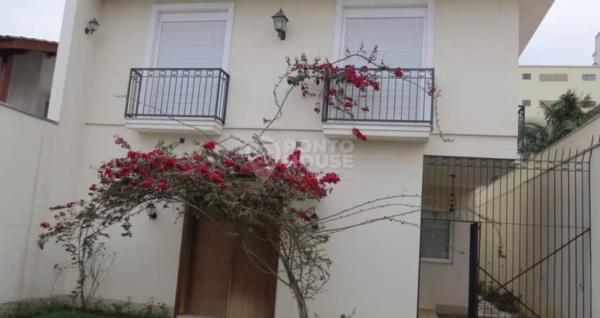 Casa à Venda Planalto Paulista, 3 Suítes, 4 Vagas, Próxima ao Clube Sírio