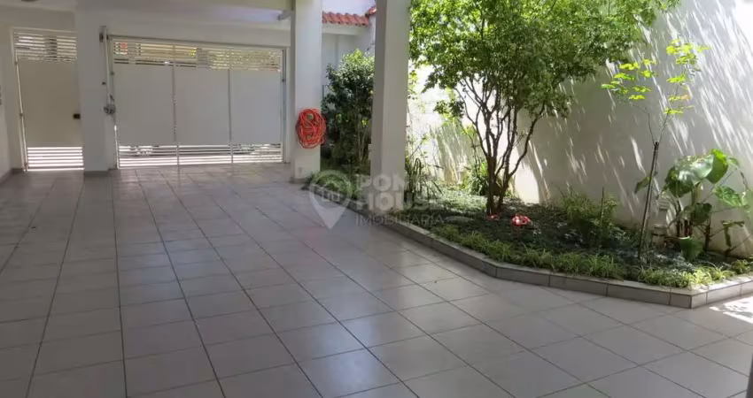 Casa térrea à venda planalto paulista 10 x 40, 3 suítes, 4 vagas, vaga e isolada