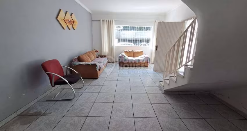 Casa Comercial à Venda em  Indianópolis, 3 Salas, 4 Vagas, A 750 Metros Metrô