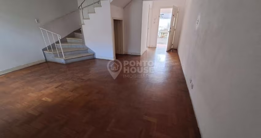 Casa à Venda Planalto Paulista, 3 Dormitórios, 4 Vagas, Amplo Quintal, Reforma