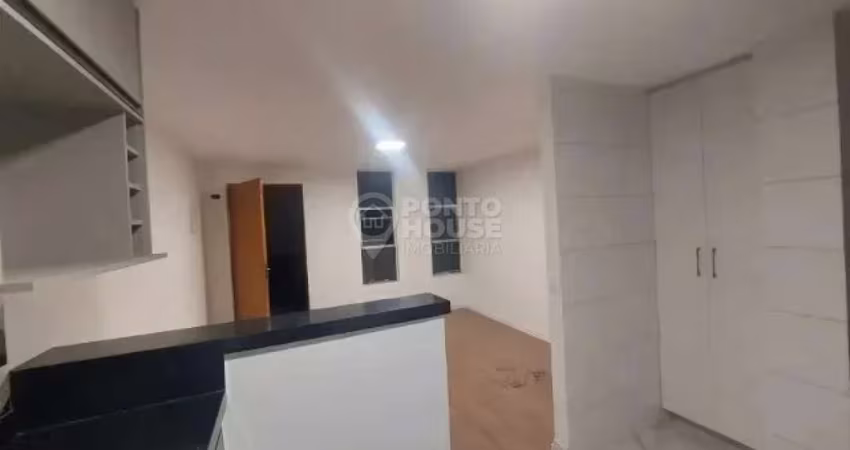 Apartamento reformado à venda no Jardim da Saúde, 52m², 2 dormitórios e sem vaga