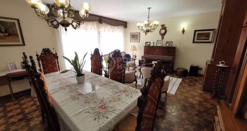 Casa à Venda Planalto Paulista 3 Dormitórios, 4 Vagas, Próxima à Padaria Ceci