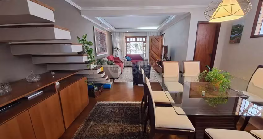 Casa à Venda Planalto Paulista 3 Dormitórios, 2 Vagas, Ensolarada e Moderna
