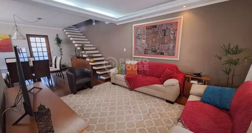 Casa à Venda Planalto Paulista 3 Dormitórios, 2 Vagas, Ensolarada e Moderna