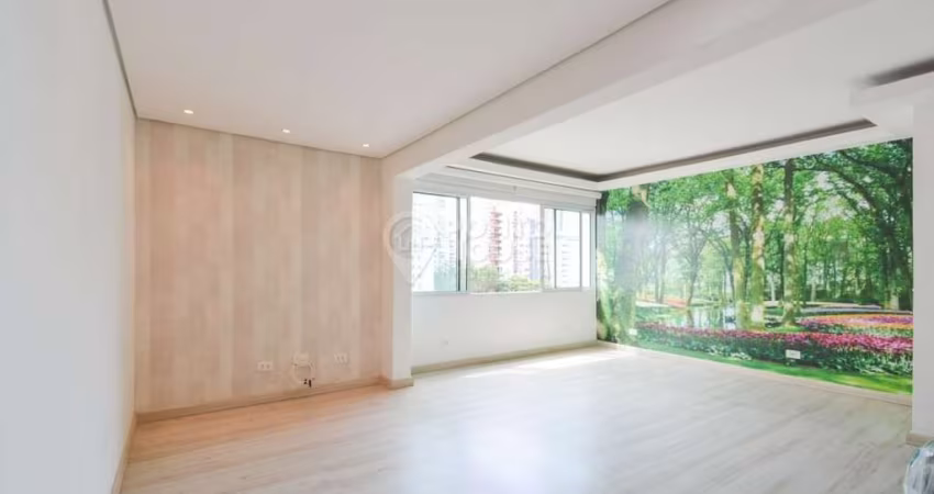 Apartamento à venda em Moema de 70m², 1 dormitório, 1 banheiro e 1 vaga