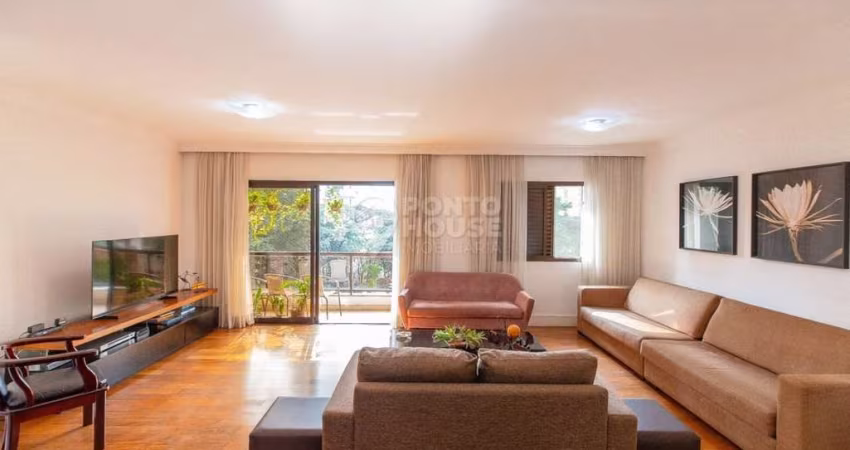 Apartamento à venda no Campo Belo de 110m², 3 dormitórios, 4 banheiros e 2 vagas