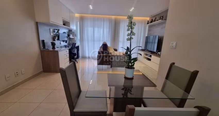 Apartamento à venda bairro Vila Gumercindo 3 dormitórios e varanda gourmet
