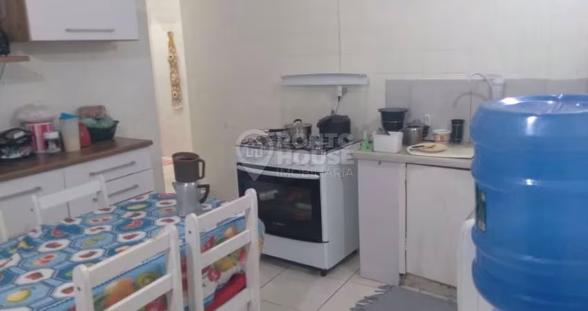 Sobrado à venda no Jardim Aeroporto de 272m² com 2 quartos.